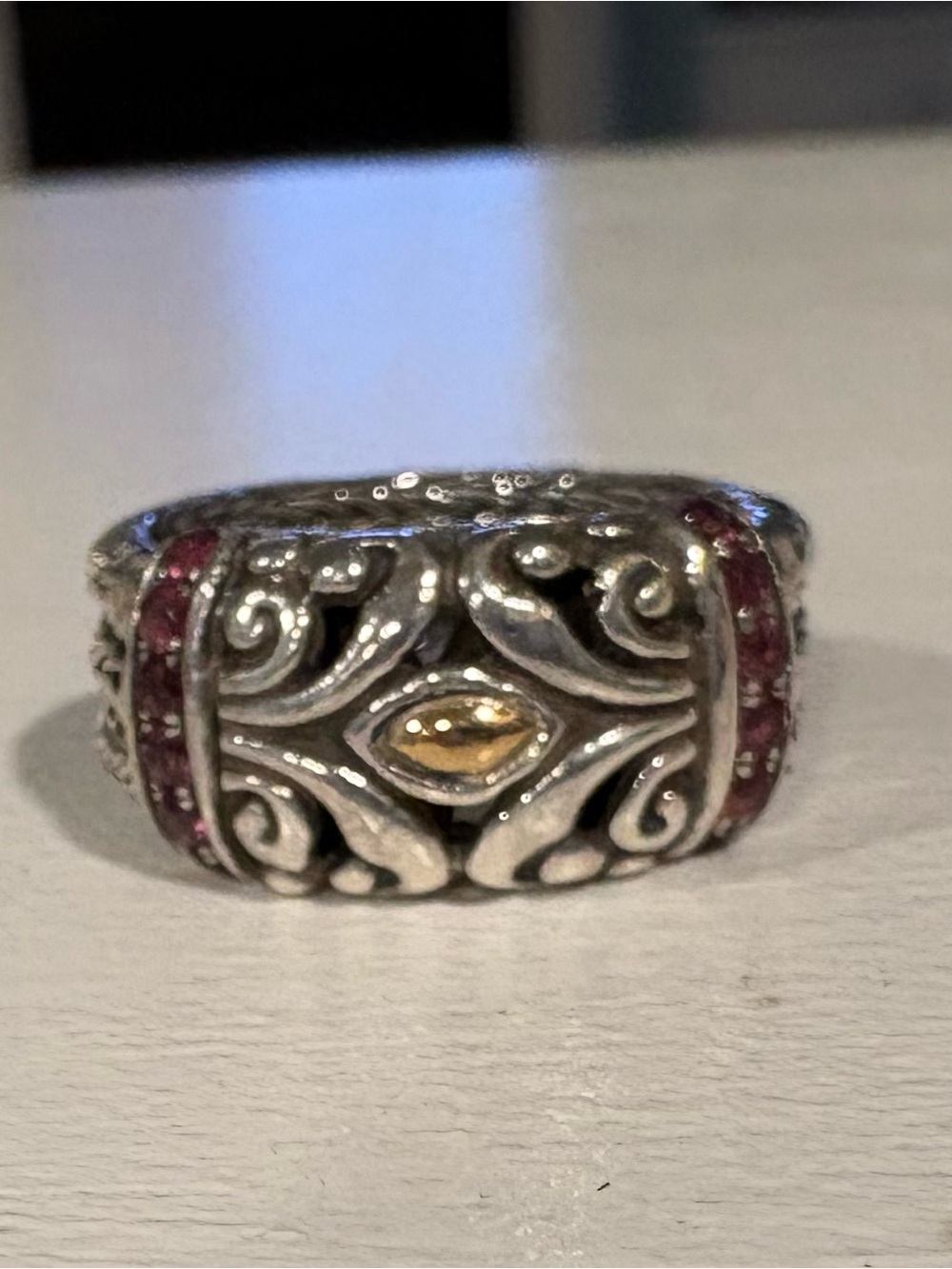 Robert Manse Silver Filigree Ring with Gold Accent featuring Garnets Size 7 - Picture 3 of 16